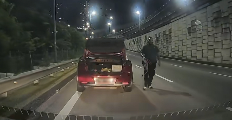 Man needed help jumpstarting his car.