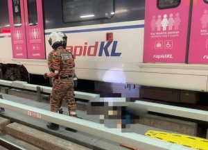 rapidkl man dies after falling at lrt pusat bandar puchong