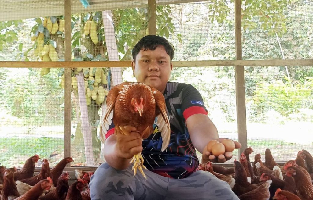 23yo M’sian earns up to RM12k a month as a farmer