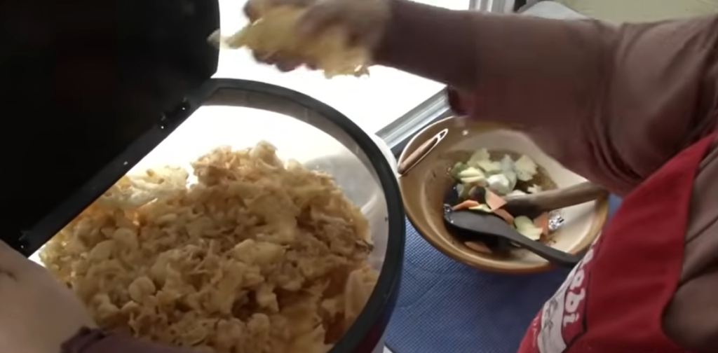 After years of hardship, they've finally found a stable way to sell their rojak.