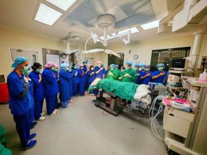 Tawau Hospital staff stand in solemn silence before the corneal donation procedure of the late Darna Tajudin, honouring her final act of giving