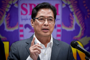 macc chief commissioner Tan Sri Azam Baki