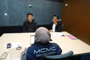 mcmc summons two influencers over alleged disrespect of national anthem negaraku