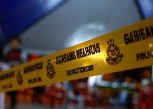 The police are currently taking action to determine the cause as soon as possible