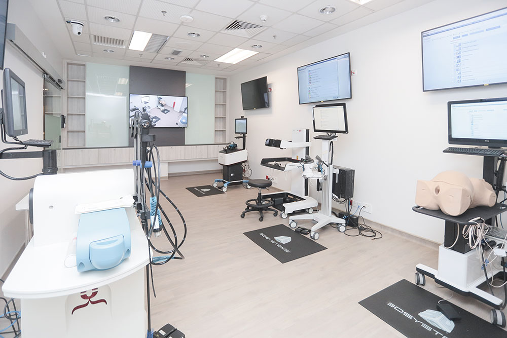 Advanced robotic and laser treatment equipment available at HKL’s specialist facilities