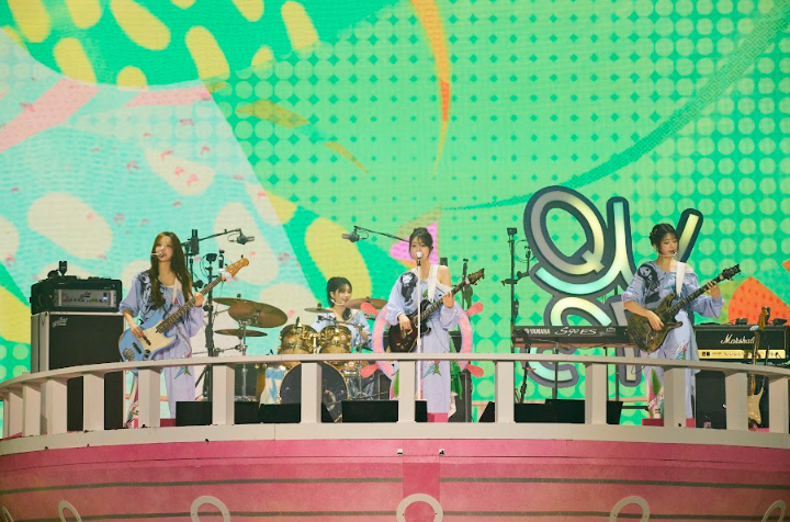 QWER were performing during their Seoul Concert
