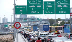 malaysia collects RM1m summonses from singaporean drivers