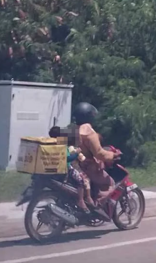 Noryani said she was grateful as she can fufill her children's simple request