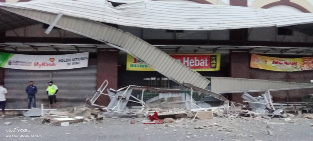 Storm blows down canopies at Wan Shun Shopping Centre