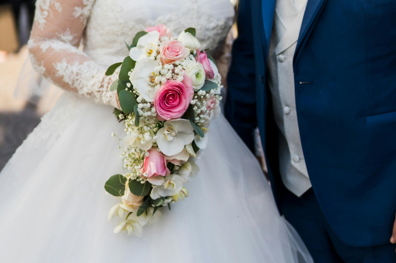 Pictures are for illustration purposes only