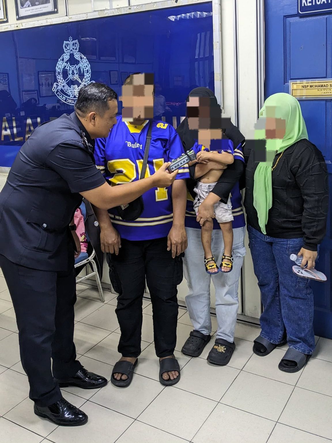 The parents rushed over and reached the police station to retrieve their son