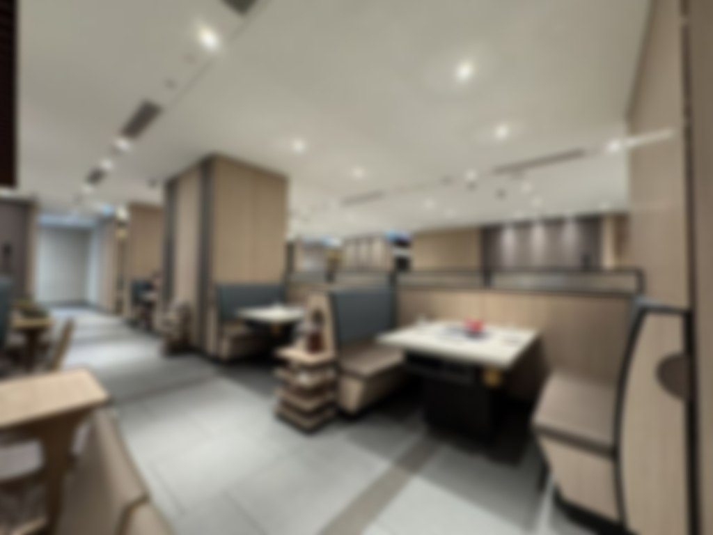 The customer noted that it was a paid experience that left them disappointed