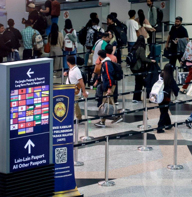 More M'sians are giving up their citizenship. 
