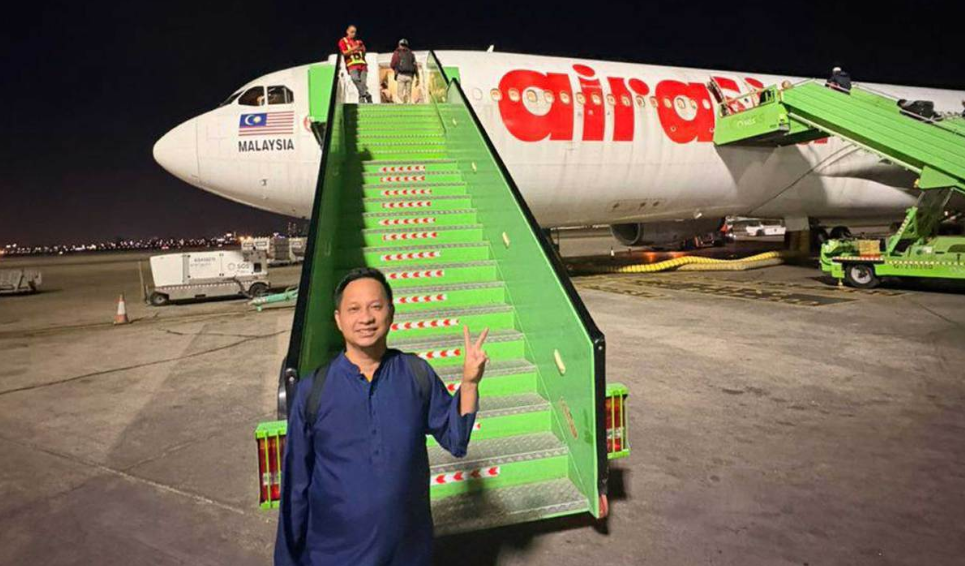 Abdullah Firdaus Abd Jalil before his flight