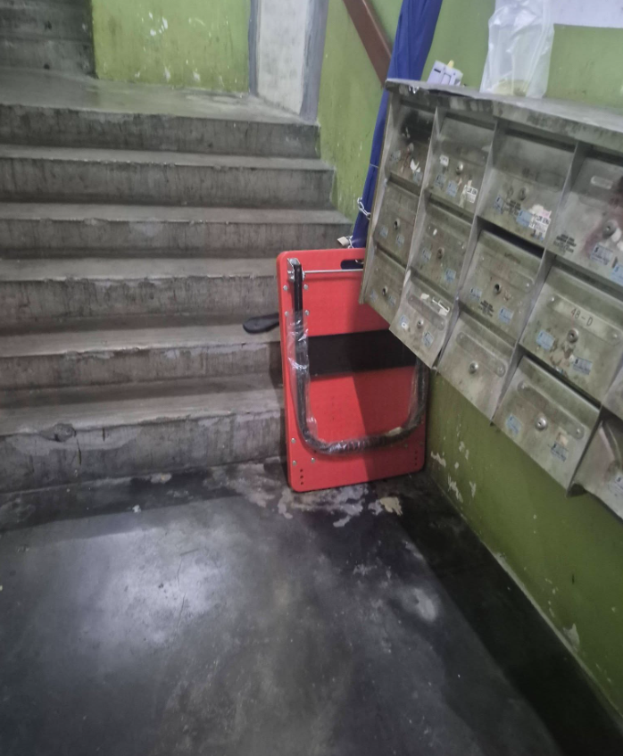 Malaysian Woman With Stage 4 Cancer Sells Homemade Cookies to Fund Her Treatment