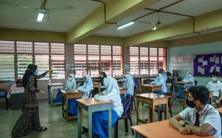 Surprise Raya break: MOE announces March 18 as extra school holiday nationwide