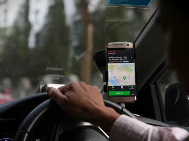 17yo M’sian allegedly assaulted by driver after asking him to reverse for missing the drop-off point