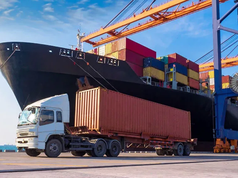 Shipping & Logistics: The hidden winner in global conflict cycles