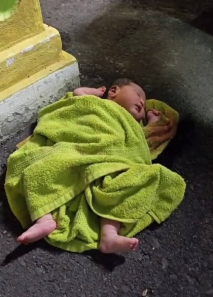 Newborn baby found abandoned in Johor parking lot, authorities investigate