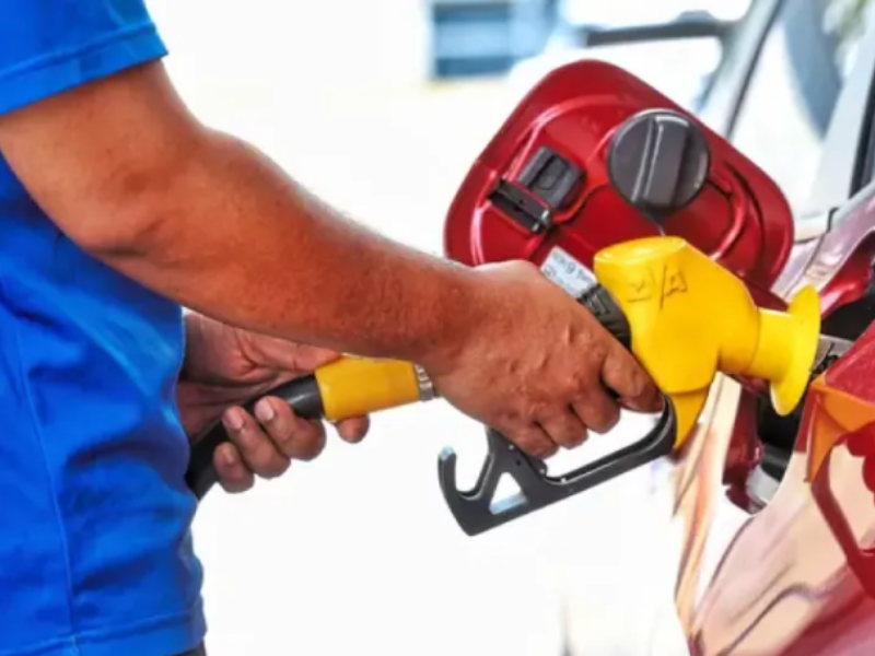 RON95 subsidy cuts coming for T20? Here’s what B40, M40 & T20 really mean in Malaysia