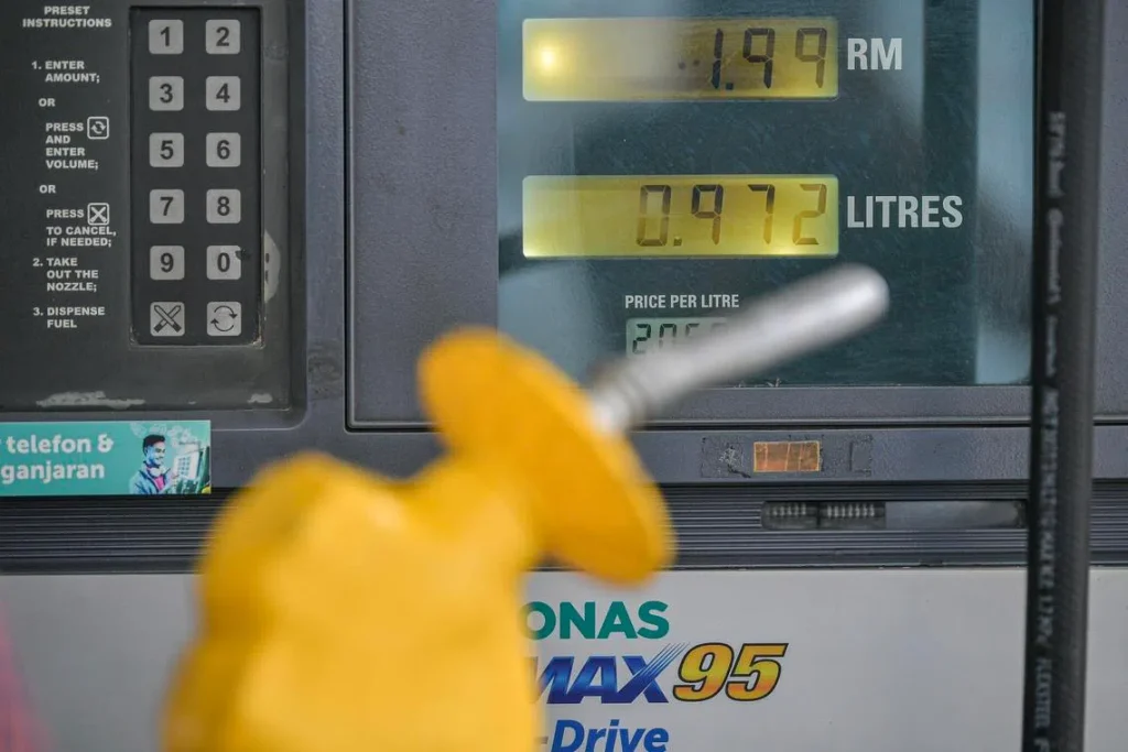RON95 subsidy cap at 150L? M’sia considering further reduction of subsidised fuel quota