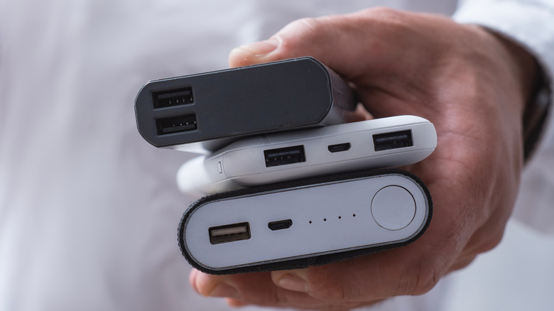 New scam tactic, free power banks being delivered to houses