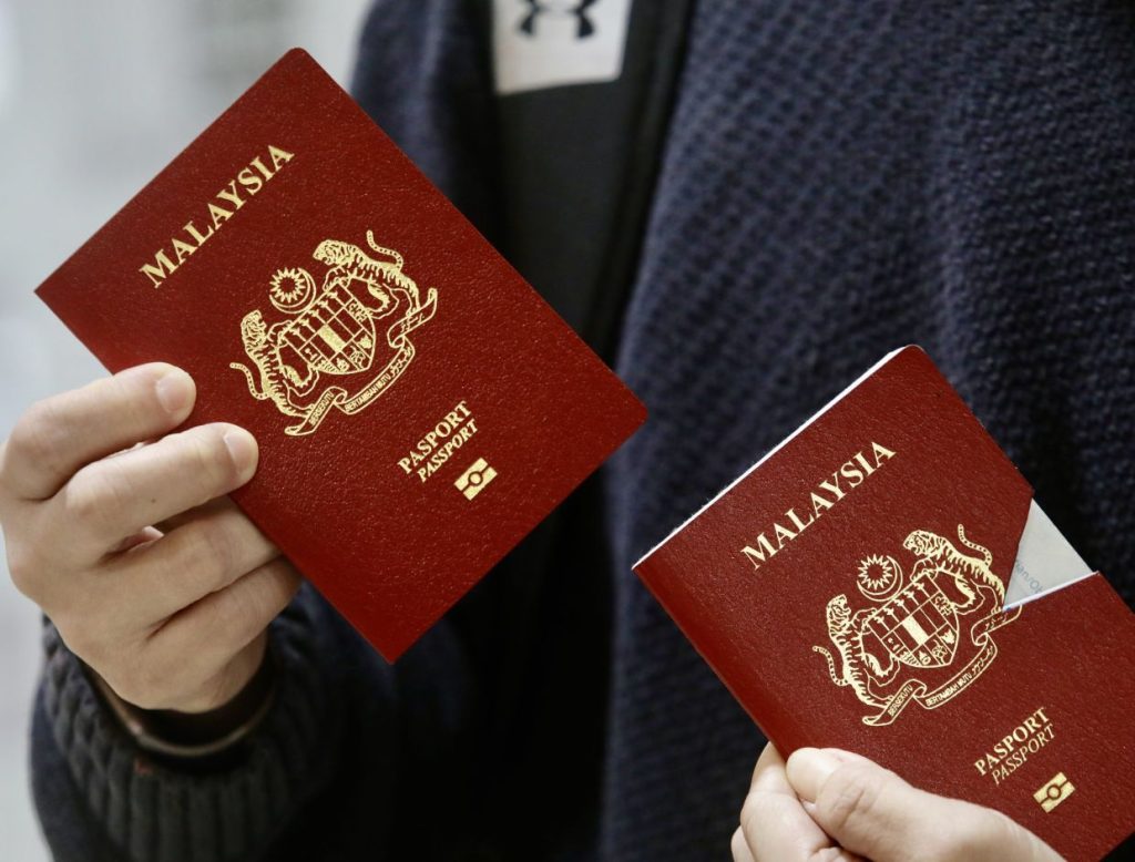 ‘First time we’ve seen this’: UK immigration officers impressed by M’sia’s new passport