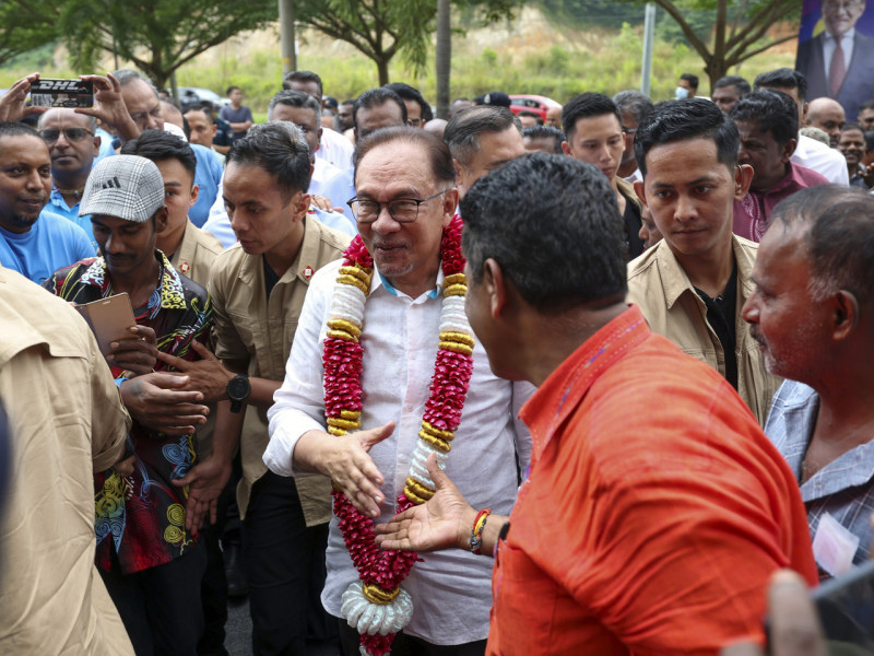 DAP MP says Anwar's public apology was honest, sincere and historic