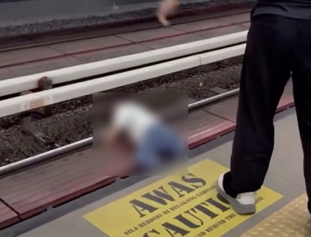 Passenger faints & falls onto LRT track at Hang Tuah station, rescued within 16 minutes