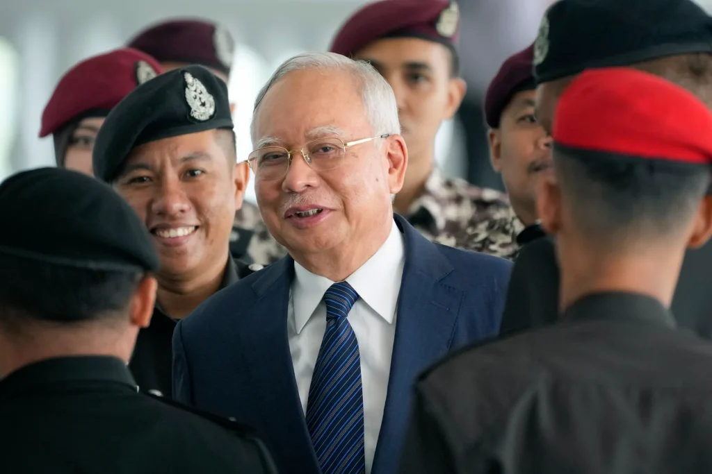 Najib returned US$620 million of ‘Arab Donation’ because he was uncomfortable keeping it, court says