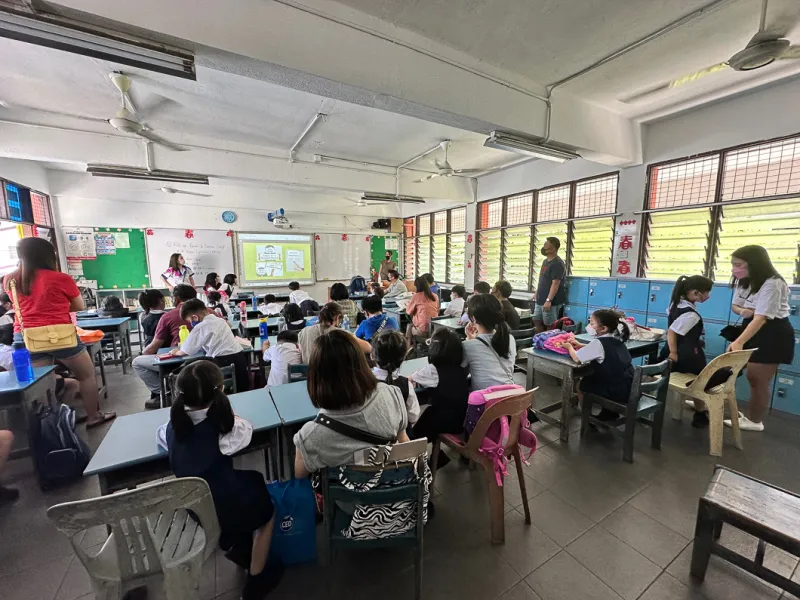 Netizens divided after proposed SJK(C) Chinese language lessons reduction from 12 to 10 periods under new curriculum